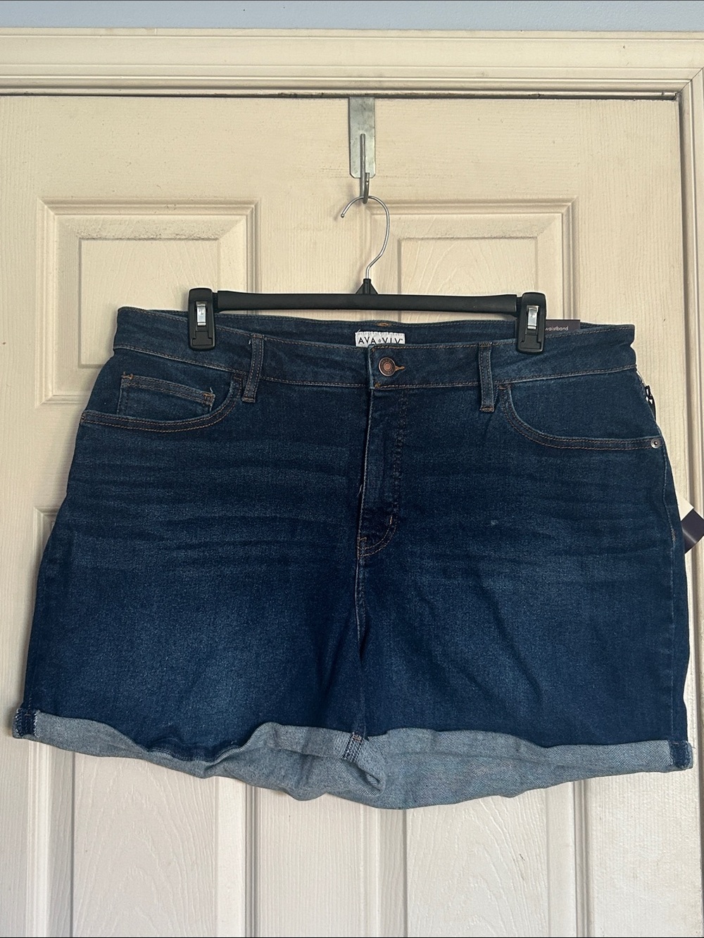 NWT Ava & Viv denim high rise midi short size 18W